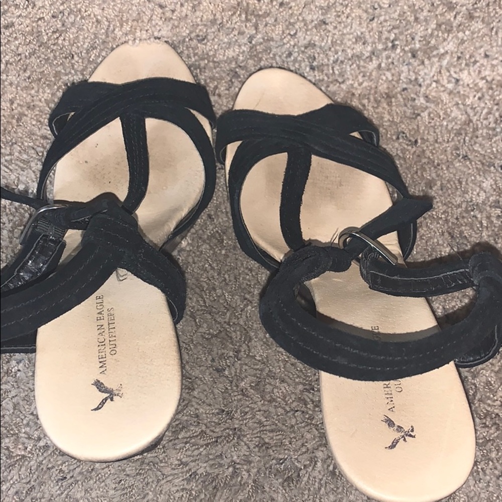 Black Wedges